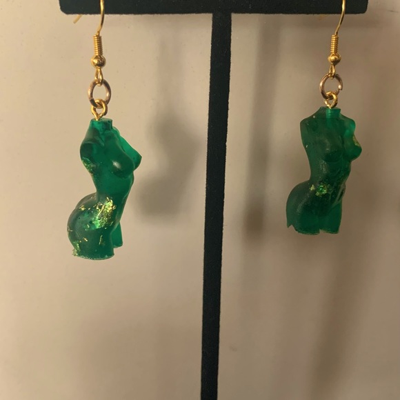 Absoloutly stunning custom to order goddess earing - Picture 3 of 11